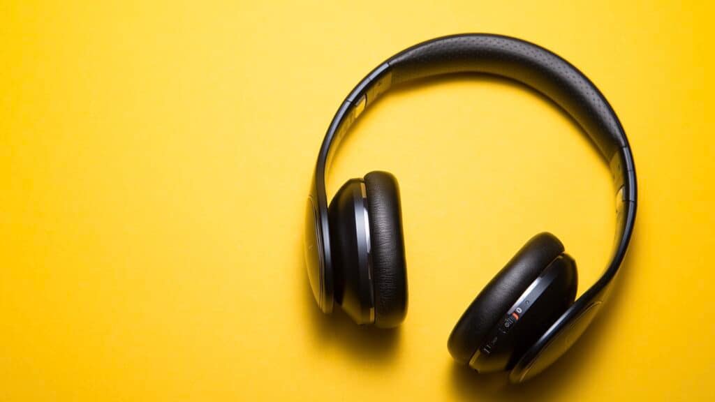 headphone mana yang mendukung audio lossless