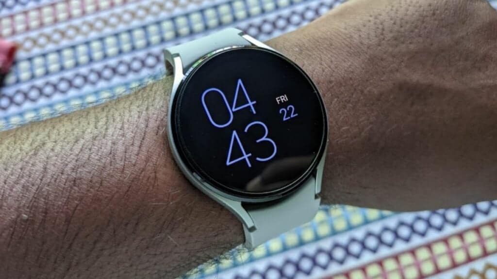 Ulasan Galaxy Watch4