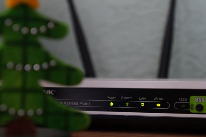 router wifi dengan dua antena