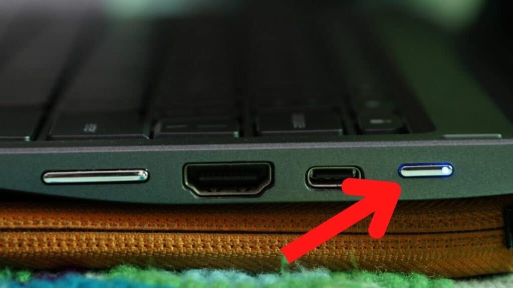 tombol daya Chromebook